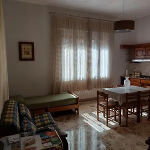 Casa Vacanze Lina , San Mauro Castelverde Italia
